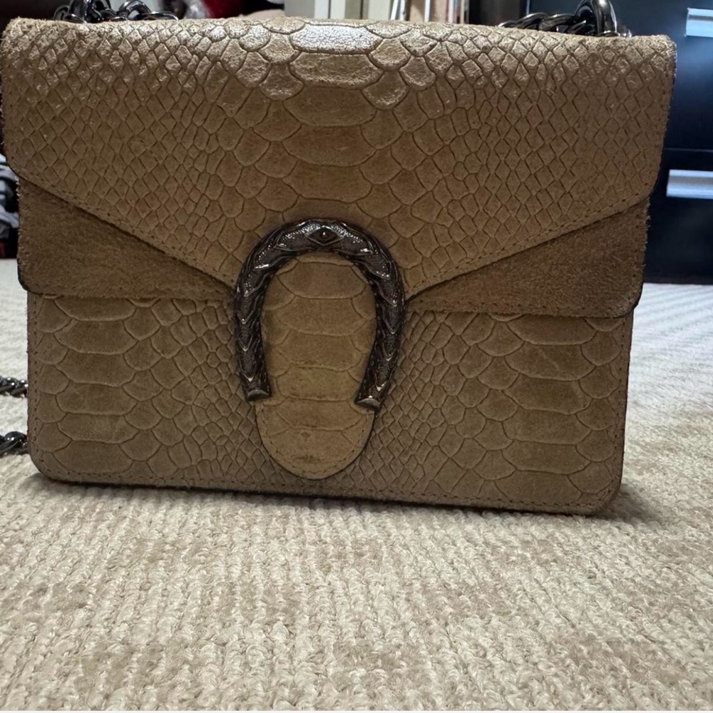 Elegant Tan Snake-Embossed Women's Bag